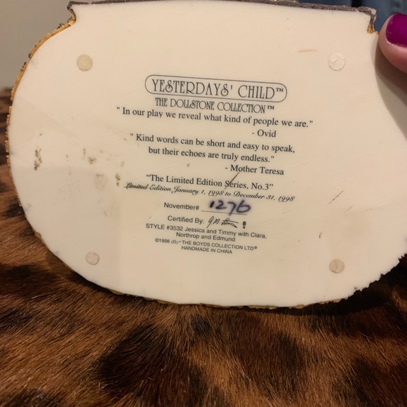 Boyd’s Limited Ed 3532 Jessica and Timmy w/ Clara - Picture 3 of 3